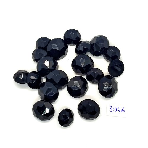 20 boutons en résine noir - 18mm et 14mm - tr3946