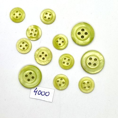 12 boutons en résine jaune / vert - 18mm et 12mm - tr4000