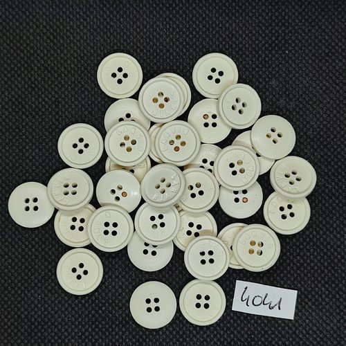 36 boutons en résine blanc - haute couture lanvin - 14mm - tr4041