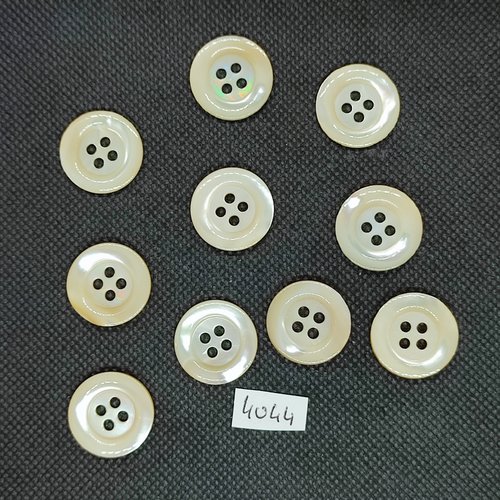 10 boutons en nacre beige - 20mm - tr4044