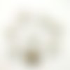 16 boutons en résine blanc et doré - 21mm - tr4191