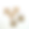 5 boutons en résine beige - 26mm et 24x27mm - abd224
