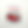1 thermocollant / écusson à coudre - un combi rouge et blanc - 7x4,5cm