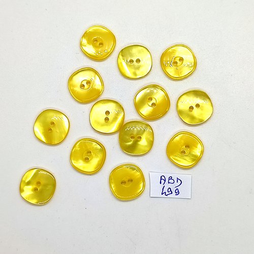 13 boutons en résine jaune - 15mm - abd499