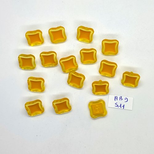 16 boutons en résine jaune / orangé - 12x12mm - abd511