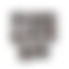 10 boutons en résine marron foncé - 23mm - tr4243