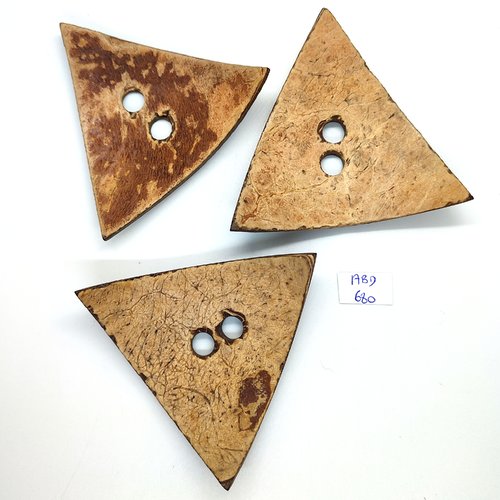 3 boutons en coco marron - 72mm - abd680