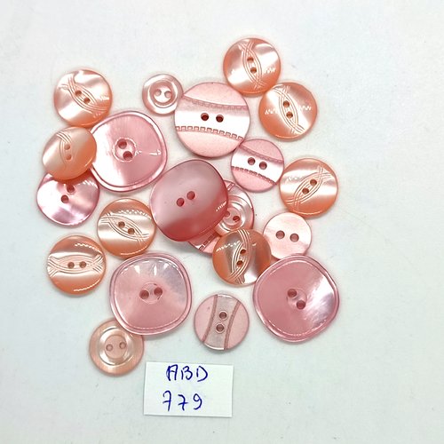 21 boutons en résine rose - 18mm - 10mm et 14mm - abd779