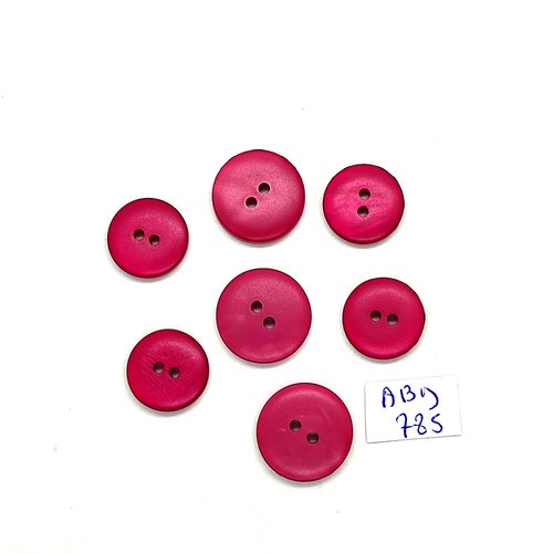 7 boutons en résine rouge foncé - 18mm et 15mm - abd785