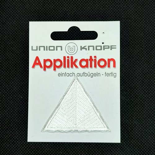 1 thermocollant / écusson à coudre blanc - triangle - 4,5cm