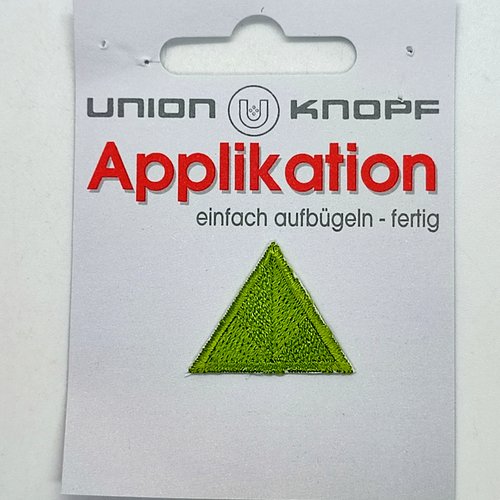 1 thermocollant / écusson à coudre vert - triangle - 3cm