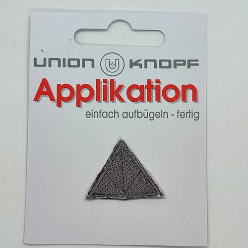1 thermocollant / écusson à coudre gris - triangle - 3cm