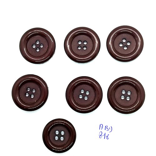 7 boutons en résine marron - 26mm et 23mm - abd818