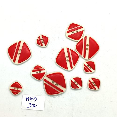 11 boutons en résine rouge et blanc - 19x19mm - 15x15mm - 13x13mm et 11mm - abd904