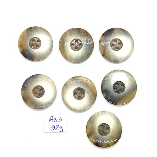 7 boutons en résine beige - 27mm - abd929