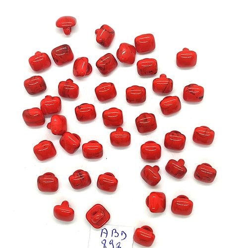 40 boutons en résine rouge - 8x8mm - abd898