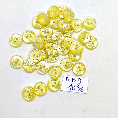 35 boutons en résine jaune - 10mm - abd1038