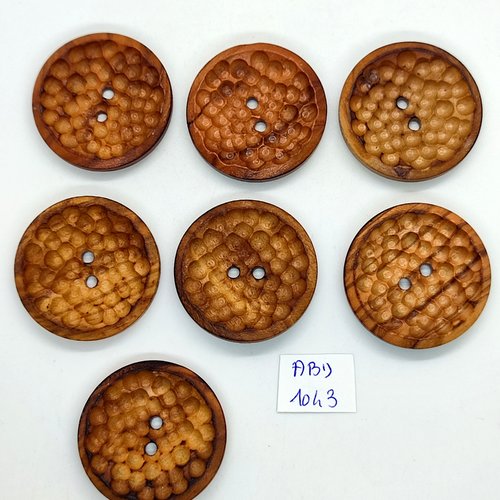 7 boutons en bois marron - 35mm - abd1043