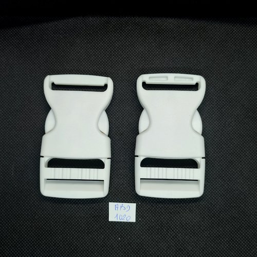 2 attaches en résine blanc - 50x85mm - abd1020