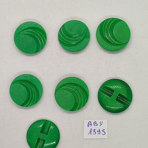 7 boutons résine vert -  21mm - abd1395