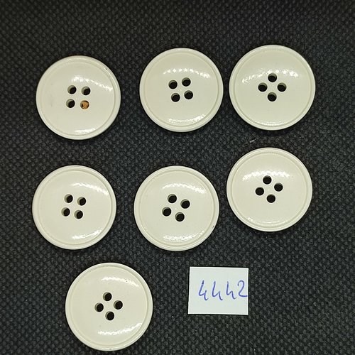 7 boutons résine blanc cassé - 23mm - tr4442