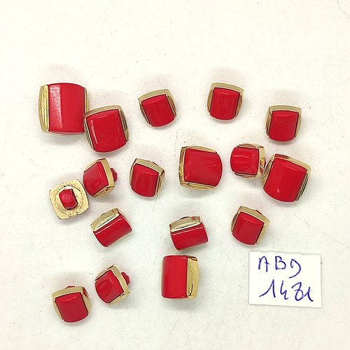 18 boutons résine rouge et doré - 13x13mm - 11x11mm et 9x9mm - abd1481