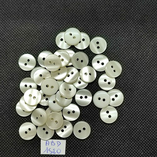 40 boutons en résine blanc cassé - 13mm - abd1580