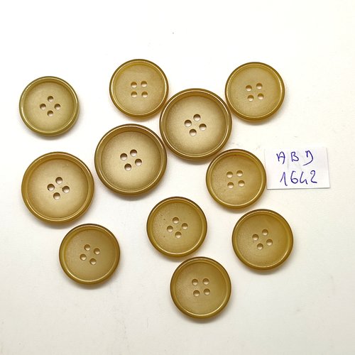 11 boutons en résine beige - 21mm et 18mm - abd1642