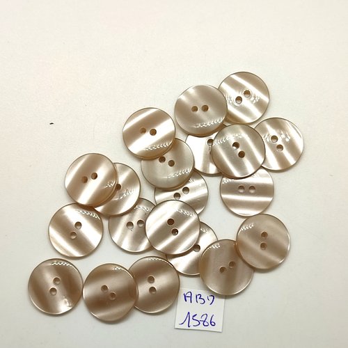 20 boutons en résine lilas très très clair / beige - 18mm - abv1586