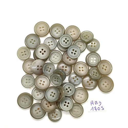 44 boutons en résine gris clair - entre 14mm et 12mm - abd1705