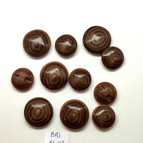 11 boutons en résine marron - 22mm et 18mm - bri1405