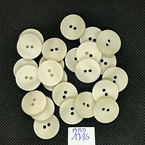 24 boutons en résine blanc cassé - 17mm - abd1785