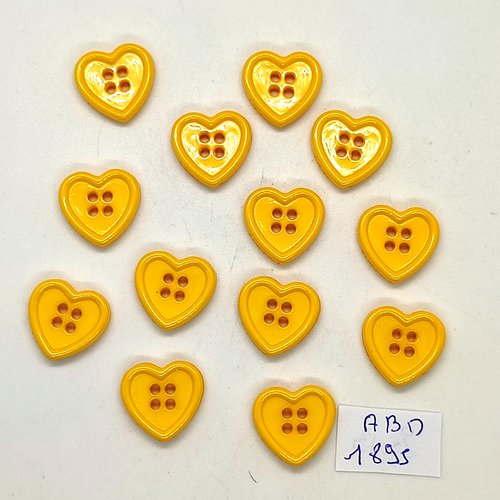 13 boutons en résine jaune - un coeur - 16mm - abd1895