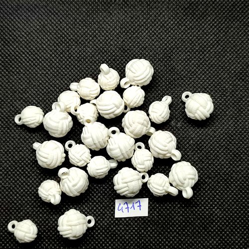 26 boutons boule en résine blanc - 10mm et 13mm - tr4717