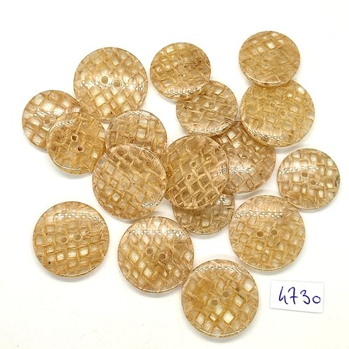 17 boutons en résine beige - 22mm et 18mm - tr4730