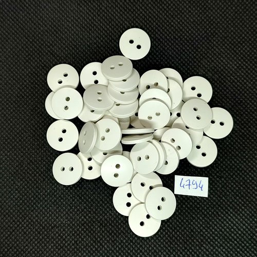 44 boutons en résine blanc - 14mm - tr4794