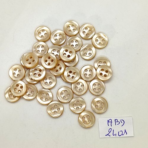 34 boutons en résine beige clair - 10mm - abd2401