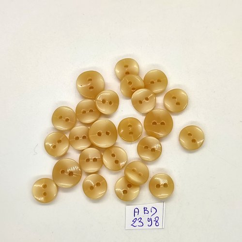 24 boutons en résine beige - 11mm et 13mm - abd2398