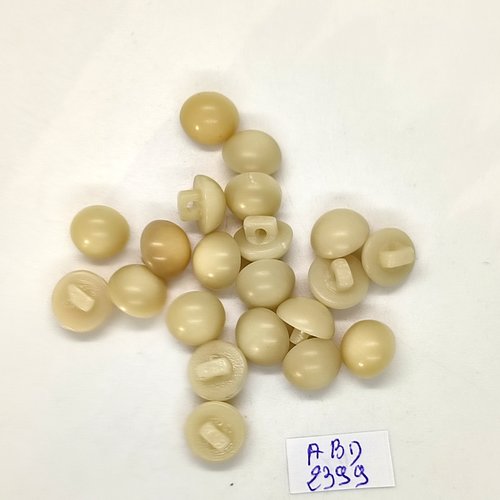21 boutons en résine beige clair - 10mm - abd2399
