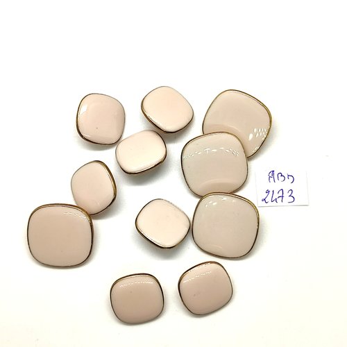 11 boutons en résine beige clair et métal doré - 20x20mm et 15x15mm - abd2473