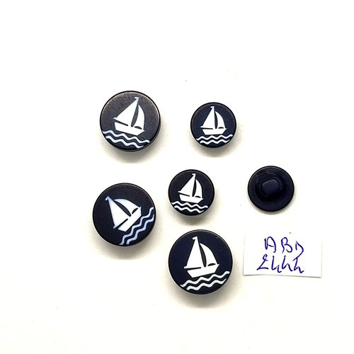 6 boutons fantaisie en résine un bateaux bleu foncé et blanc - 15mm et 11mm - abd2444