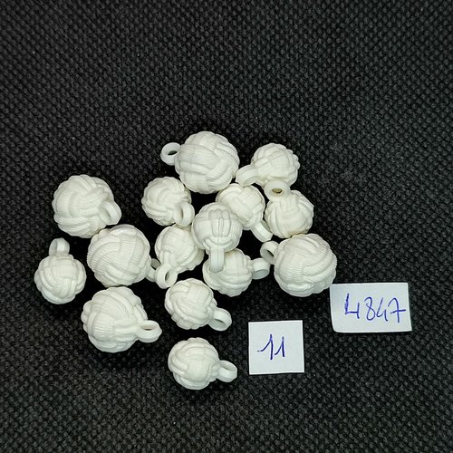 15 boutons boule en résine blanc - 13mm et 10mm - tr4847