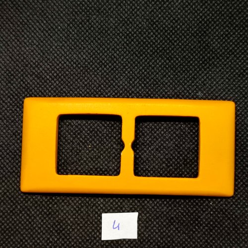 1 boucle de ceinture coulissante en résine jaune - 40x88mm
