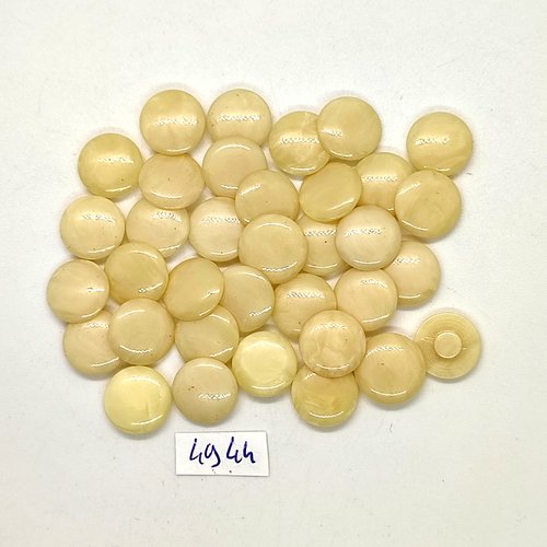35 boutons en résine beige - 12mm - tr4944