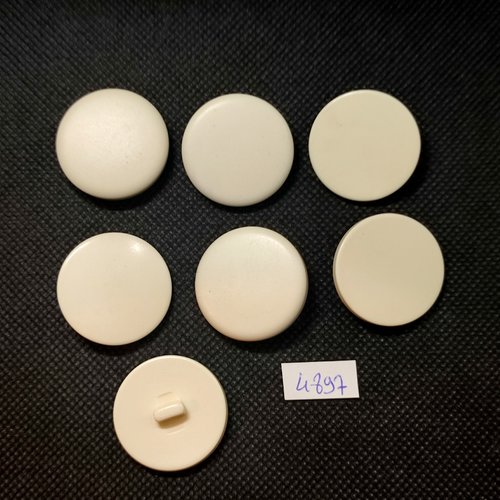7 boutons en résine blanc - 26mm - tr4897