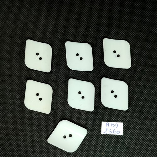 7 boutons en résine blanc - 23x25mm - abd2560