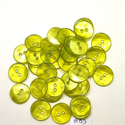 33 boutons en résine jaune / vert- 15/16mm - abd2792