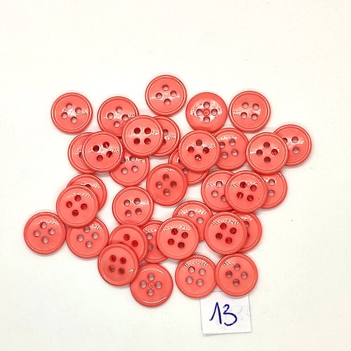 35 boutons en résine rose - 11mm