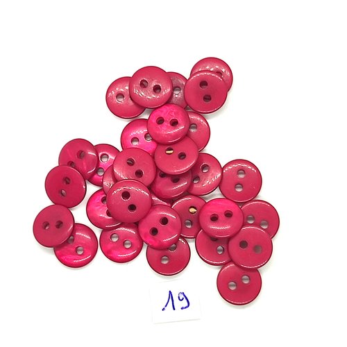 30 boutons en résine fuchsia foncé - 11mm