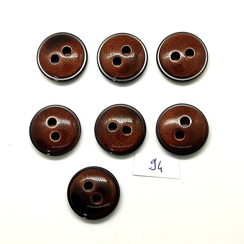 7 boutons en résine marron - 23mm - 94